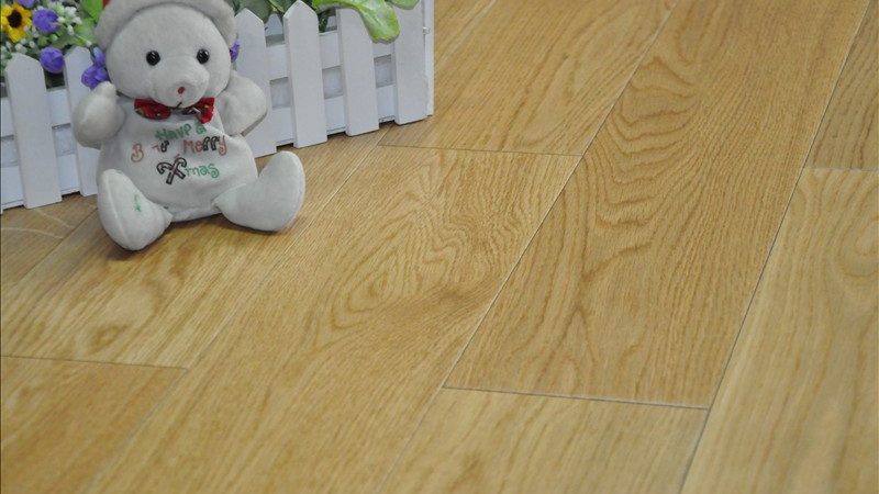 家装SPC地板，如何挑选最适合你的那一款？**